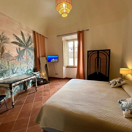 Santa Maria Suite Pisa Bagian luar foto